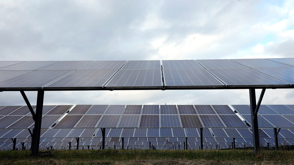 States with Big Climate Goals Strip Local Power to Block Green Projects - Vimarsana News