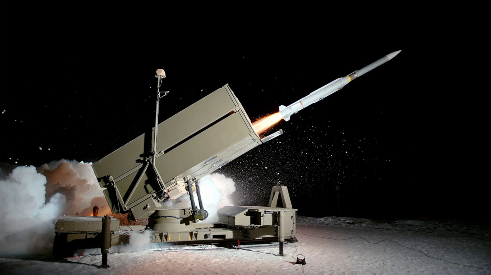 Raytheon Completes First Flight Test for Extended Range Missile Variant - Vimarsana News