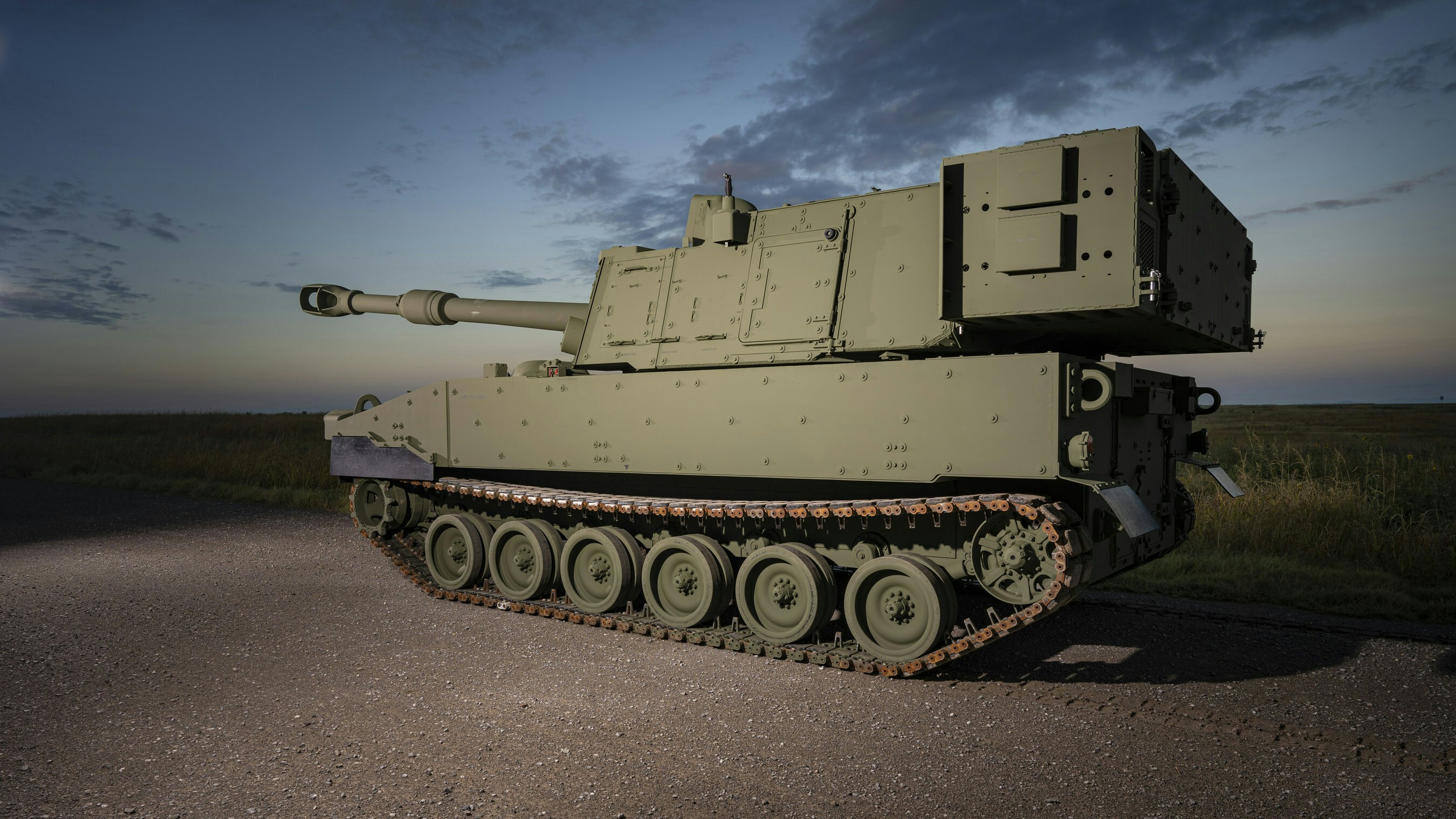 BAE Systems Receives $318M Contract for Self-Propelled Howitzers
