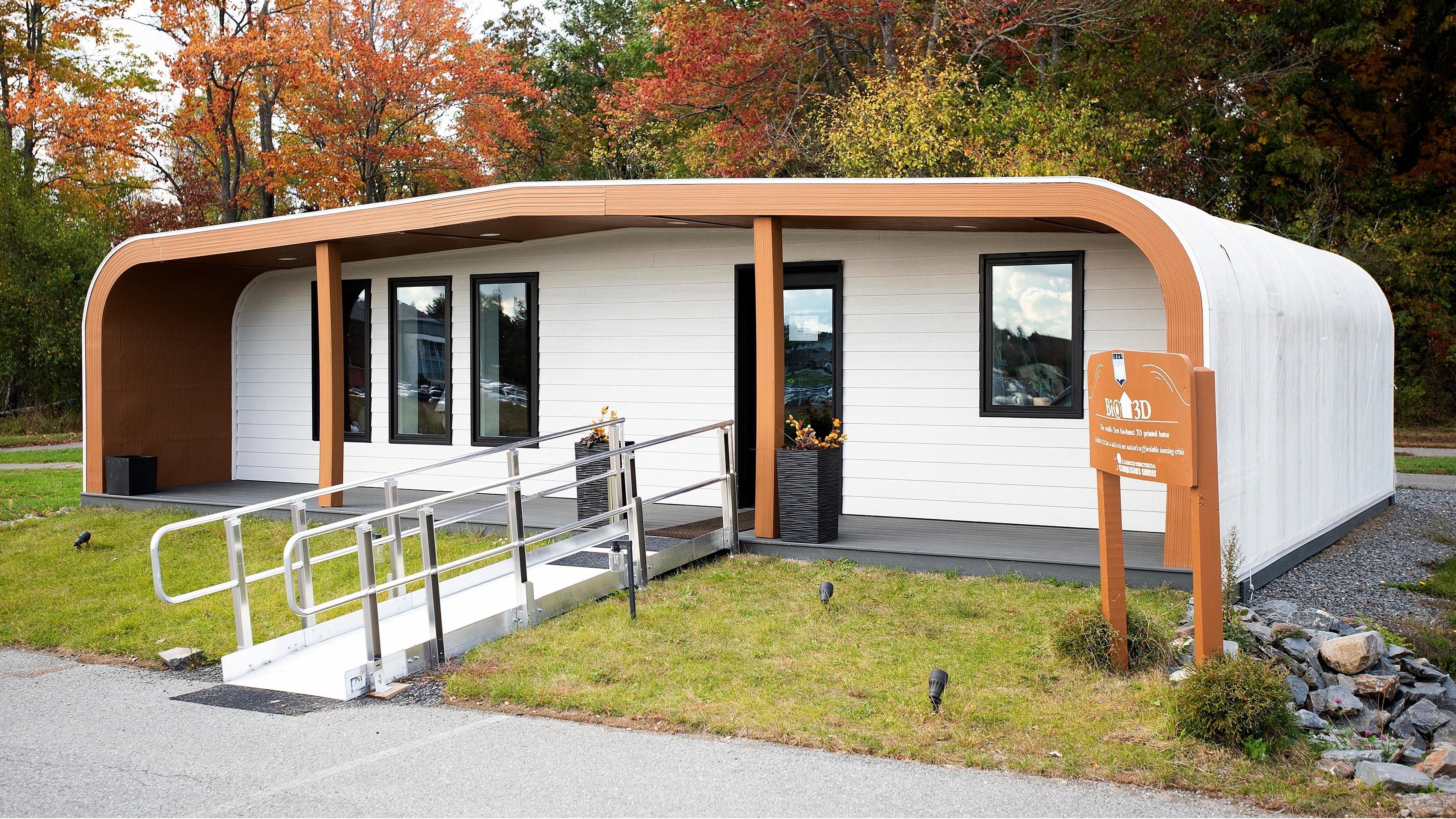 The World's Largest 3D Printer is Making Houses in Maine - Vimarsana News