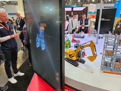 igus showcases its igusGO app at Hannover Messe 2024.