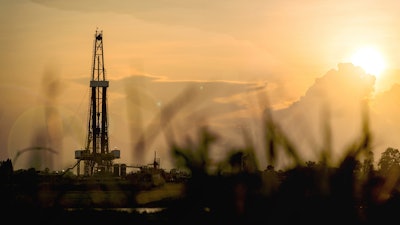 Crude oil drilling rig.