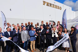 Ferrero commemorates the opening of its Kinder Bueno production facility in Bloomington, IL.