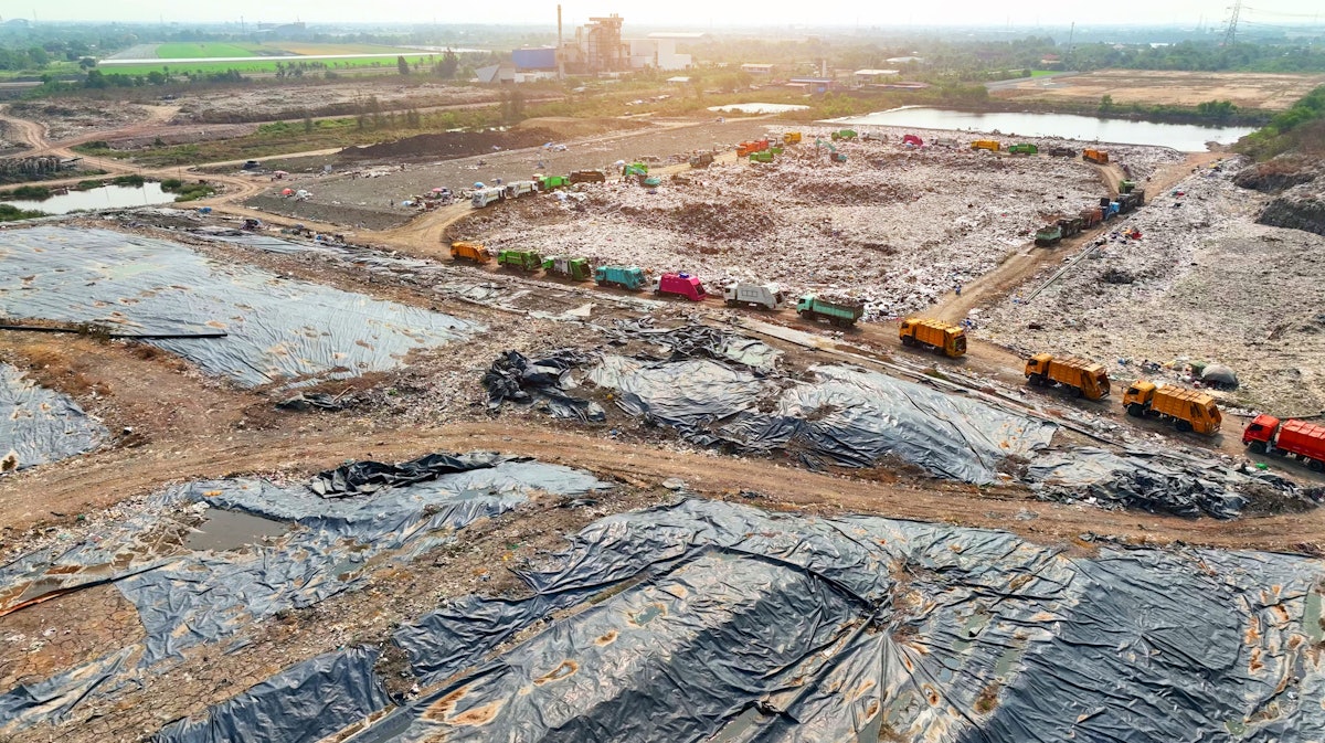 Eliminating Landfill Pipe Obstructions with Vibrating Nozzles