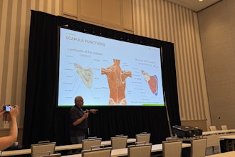 PTC's Principal CAD Solution Consultant, Lee Goodwin, showing a presentation of scapula functions.