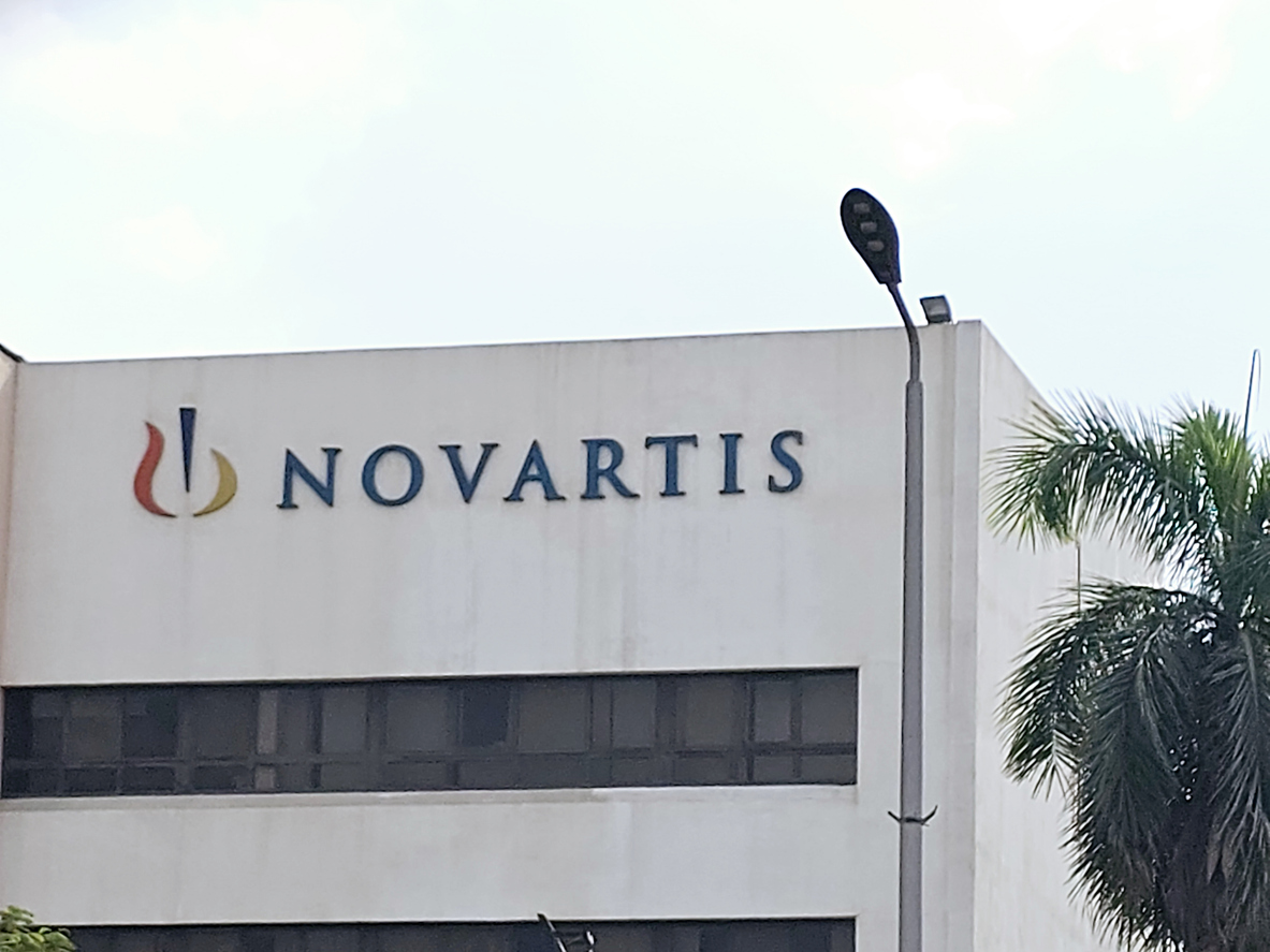 I Stock 2183695394