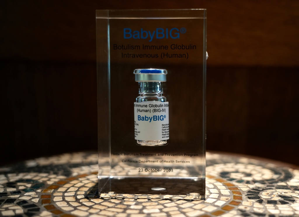 A glass case displaying a vial of BabyBIG, the treatment for infant botulism is shown on Nov. 21, 2025 in Aos Altos, Calif.
