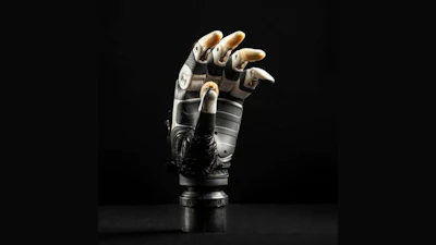 The Utah researchers outfitted a commercial prosthetic hand with custom fingertips that detect pressure. These fingertips also were equipped with optical proximity sensors capable of “seeing” objects before they made contact with the hand. These sensors allow the AI to assist the user with the fine movements that are critical to dexterous grasping and holding.