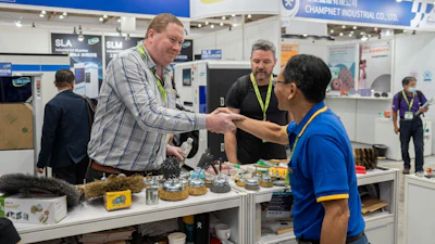 Global buyers partner with Taiwanese enterprises at TiTE x IHT to leverage the strength of the local hardware and metalworking sectors. Utilizing the strategic advantage of the Taichung industrial cluster, it offers comprehensive 'Smart Solutions' to ensure global supply chain integration and order fulfillment for international partners.