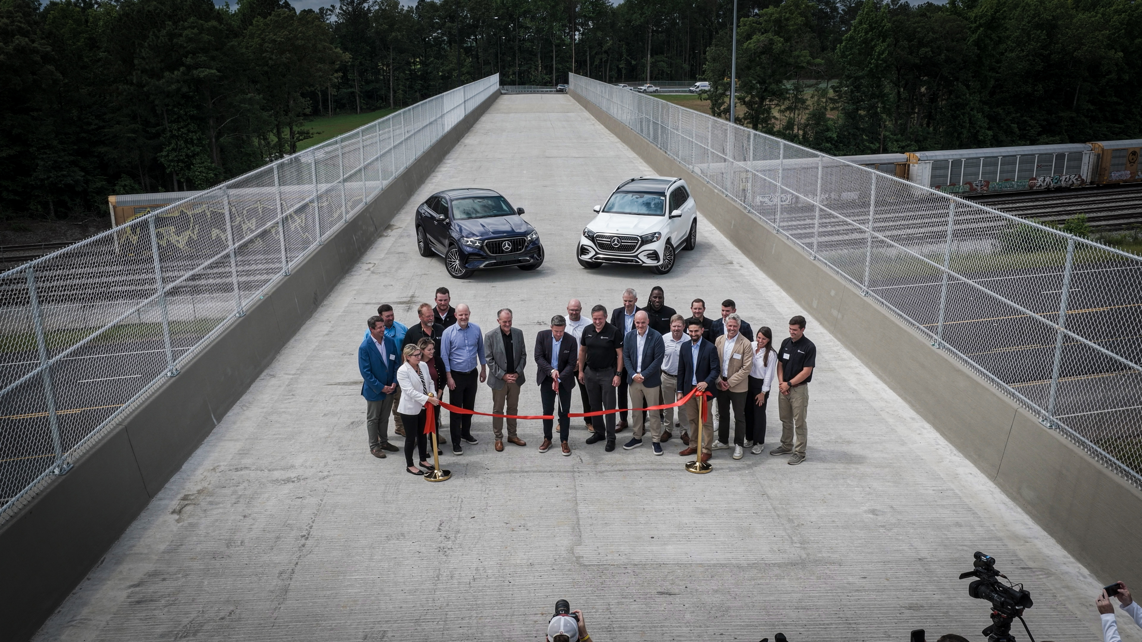 Ribbon-cutting for the Mercedes-Benz Marshalling Yard Access Bridge