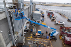 The Genie S-85 XC E in an extended welding application.