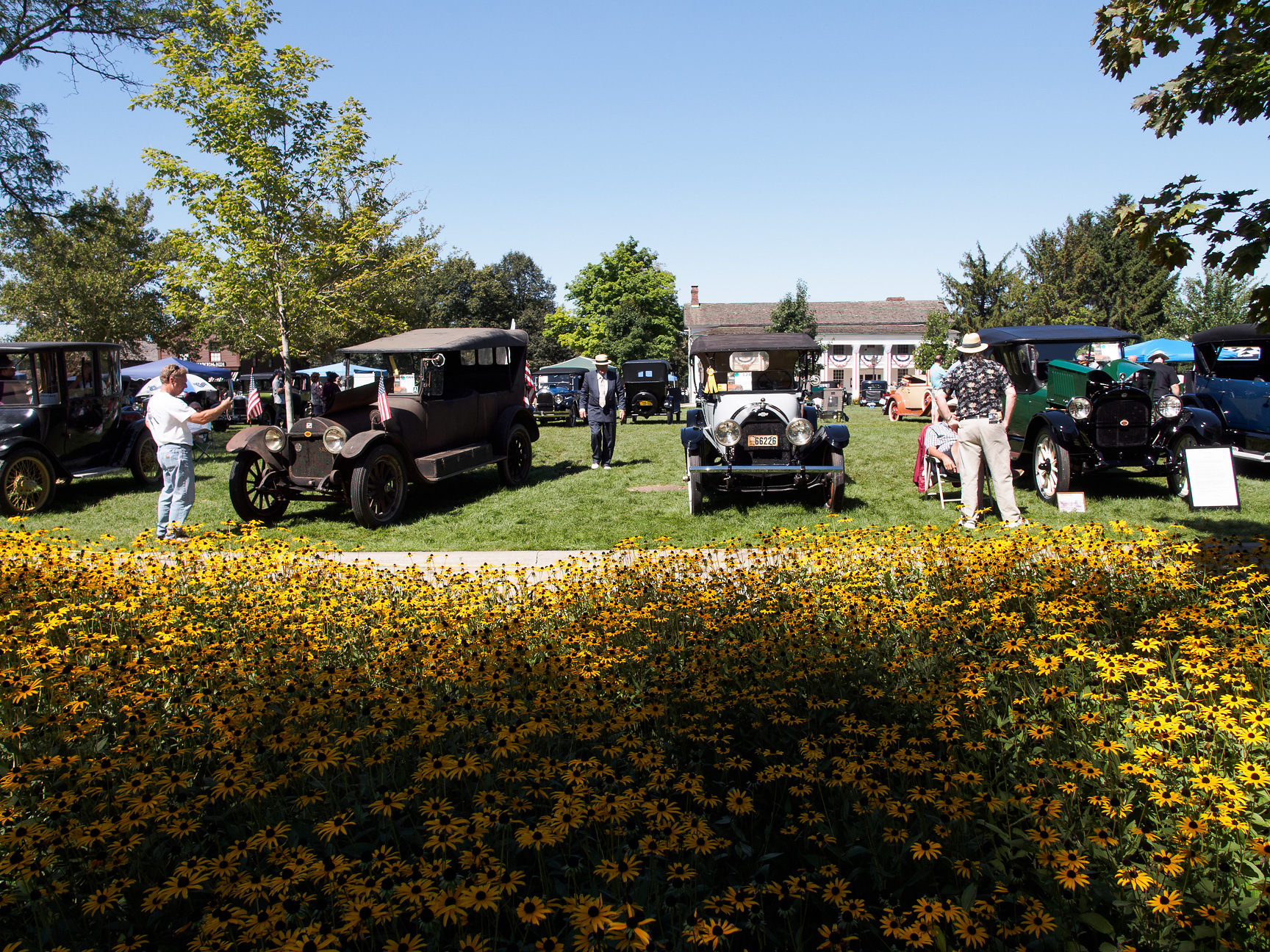 Thf Old Car Festival