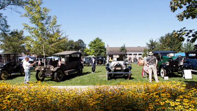Thf Old Car Festival